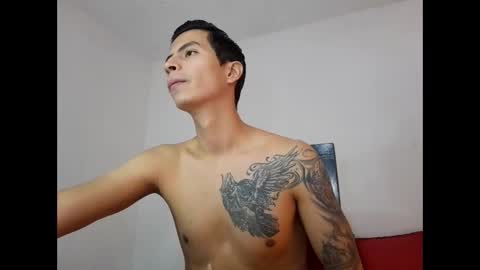 velk_hot1 online show from February 12, 2025, 4:22 pm