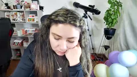 Snapshot of vellarossa chatting on October 19, 2025, 4:35 am Im VelaI will be Christmas and New Year with my family December 22 to January 13 I will miss you guys. online show from October 19, 2025, 4:35 am