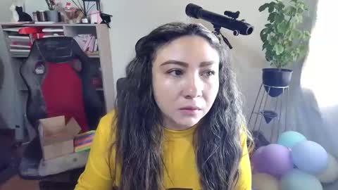 Snapshot of vellarossa chatting on October 30, 2025, 7:58 pm Im VelaI will be Christmas and New Year with my family December 22 to January 13 I will miss you guys. online show from October 30, 2025, 7:58 pm