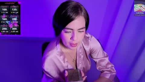 VELOURNYX online show from June 11, 2026, 6:44 am