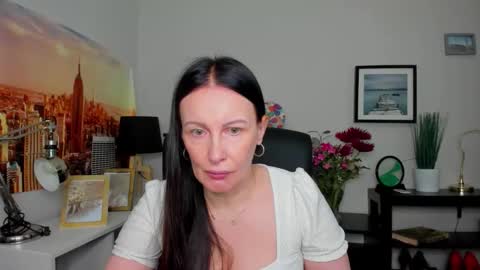Snapshot of velvet_jasmine chatting on September 10, 2025, 5:29 am Jasmine online show from September 10, 2025, 5:29 am