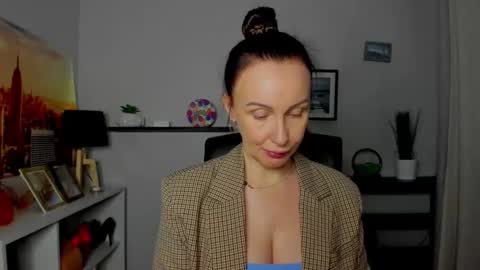 Jasmine online show from October 23, 2025, 5:40 am