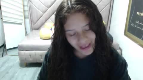 Snapshot of velvet_moon_v chatting on December 15, 2025, 1:26 pm velvet_moon_v online show from December 15, 2025, 1:26 pm