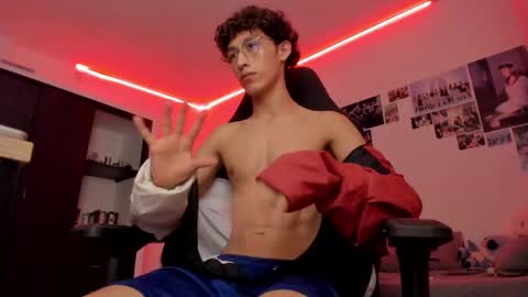 Snapshot of velvet_skyn chatting on October 16, 2025, 4:02 am juansito online show from October 16, 2025, 4:02 am