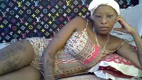 velvet online show from October 16, 2025, 4:24 am