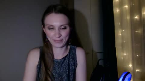 Snapshot of velvetaphrodisiaque chatting on May 16, 2026, 10:19 pm velvetaphrodisiaque online show from May 16, 2026, 10:19 pm