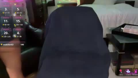 Snapshot of velvetbarbie chatting on June 29, 2026, 7:25 pm VelvetBarbie online show from June 29, 2026, 7:25 pm