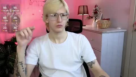 Snapshot of velvetbite chatting on January 13, 2026, 3:50 pm velvetbite online show from January 13, 2026, 3:50 pm