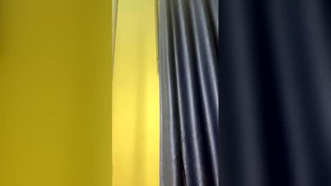 velvetbrownn online show from April 10, 2026, 2:50 am