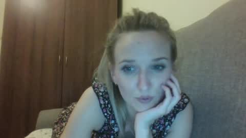 Snapshot of velvetintuition chatting on May 5, 2026, 10:29 pm velvetintuition online show from May 5, 2026, 10:29 pm