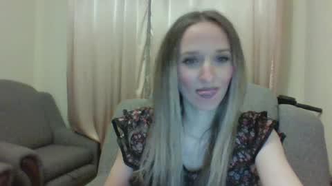 Snapshot of velvetintuition chatting on May 13, 2026, 8:49 pm velvetintuition online show from May 13, 2026, 8:49 pm