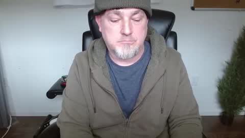 Snapshot of velvetknight97 chatting on February 24, 2026, 9:02 pm velvetknight97 online show from February 24, 2026, 9:02 pm