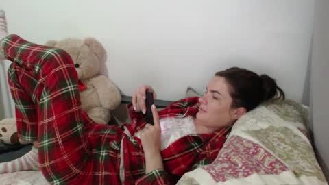 Snapshot of velvetmoon123 chatting on November 29, 2025, 9:29 pm velvetmoon123 online show from November 29, 2025, 9:29 pm