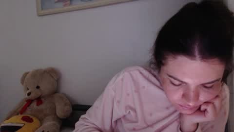 Snapshot of velvetmoon123 chatting on December 2, 2025, 9:21 pm velvetmoon123 online show from December 2, 2025, 9:21 pm