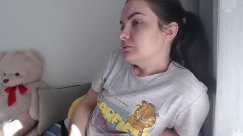 Snapshot of velvetmoon123 chatting on December 16, 2025, 10:09 am velvetmoon123 online show from December 16, 2025, 10:09 am