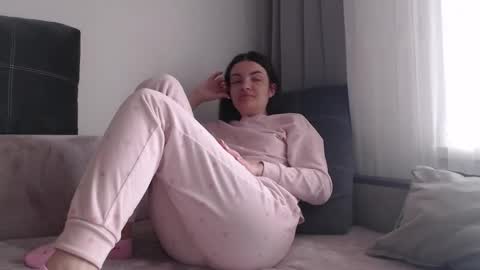 velvetmoon123 online show from March 22, 2026, 7:45 am