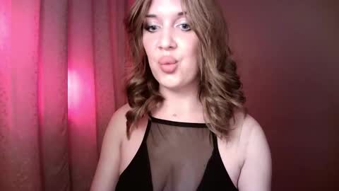 VelvetRich8 online show from February 28, 2026, 5:03 pm