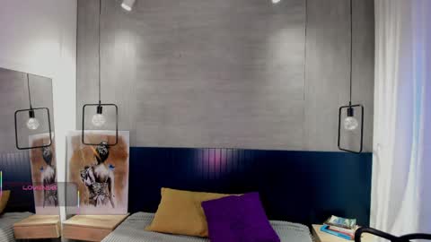 velvettease_ online show from April 10, 2026, 12:54 pm