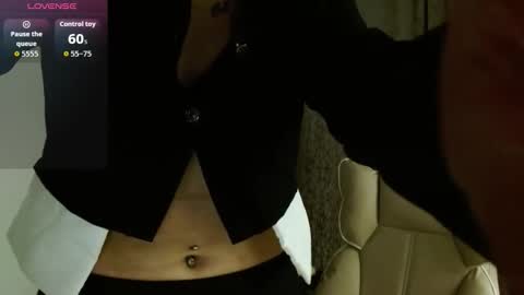 Snapshot of velvettvenom chatting on March 20, 2026, 6:24 pm Alexxa online show from March 20, 2026, 6:24 pm