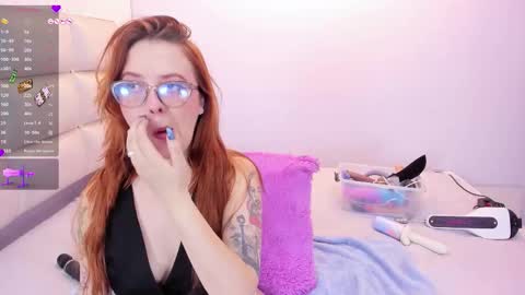 Snapshot of velvetxxvice chatting on January 12, 2026, 11:32 pm Yvonne online show from January 12, 2026, 11:32 pm