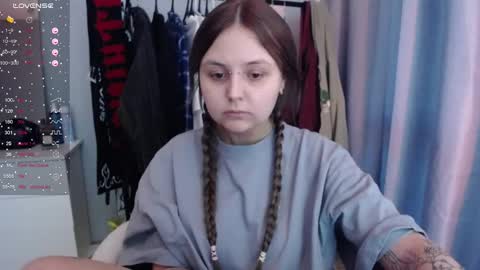 Snapshot of vendymories chatting on February 16, 2026, 11:06 am eva 3 online show from February 16, 2026, 11:06 am