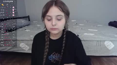 Snapshot of vendymories chatting on February 23, 2026, 8:28 pm eva 3 online show from February 23, 2026, 8:28 pm