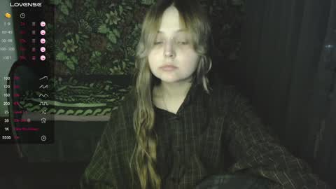 Snapshot of vendymories chatting on May 7, 2026, 5:51 pm eva 3 online show from May 7, 2026, 5:51 pm