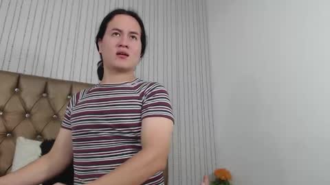 Snapshot of veneno_hot chatting on December 19, 2024, 1:40 pm veneno hot online show from December 19, 2024, 1:40 pm