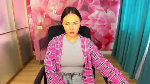 Snapshot of venillarose chatting on September 16, 2025, 6:03 am venillarose online show from September 16, 2025, 6:03 am