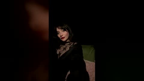 Snapshot of venom_goddess chatting on March 10, 2026, 8:25 pm venom_goddess online show from March 10, 2026, 8:25 pm