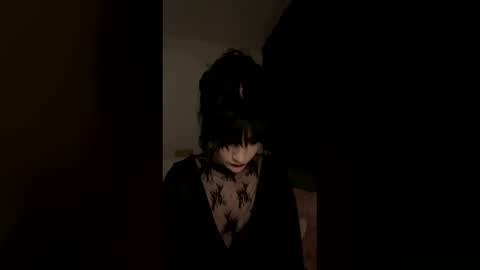 Snapshot of venom_goddess chatting on May 19, 2026, 7:53 pm venom_goddess online show from May 19, 2026, 7:53 pm