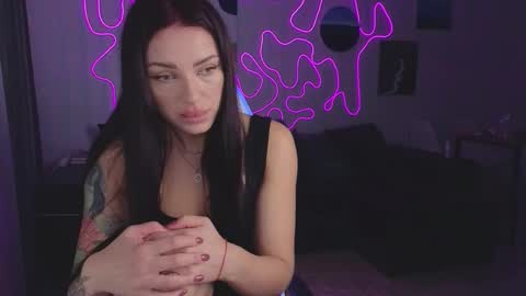 Snapshot of venomchic chatting on November 17, 2025, 7:47 am Sofia online show from November 17, 2025, 7:47 am