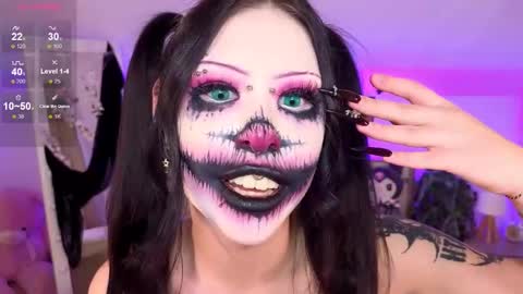 Snapshot of venomeowww_ chatting on October 17, 2025, 3:20 am Vivian online show from October 17, 2025, 3:20 am