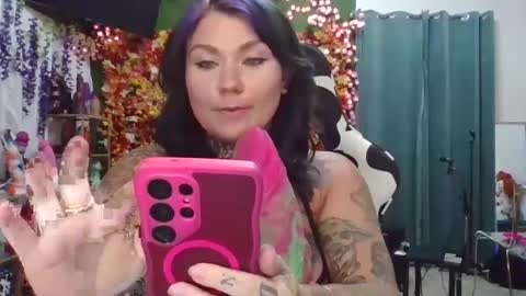 Snapshot of ventressinkbaby chatting on October 10, 2025, 1:48 am VentressInk online show from October 10, 2025, 1:48 am