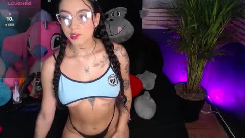 Snapshot of venus_26_ chatting on October 22, 2025, 11:37 pm eva online show from October 22, 2025, 11:37 pm