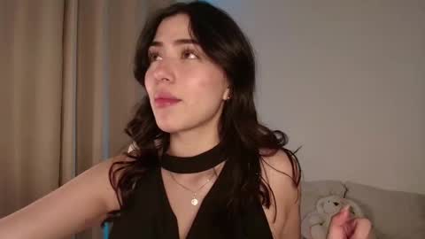 Snapshot of venus_art11 chatting on November 11, 2025, 2:33 am venus_art11 online show from November 11, 2025, 2:33 am