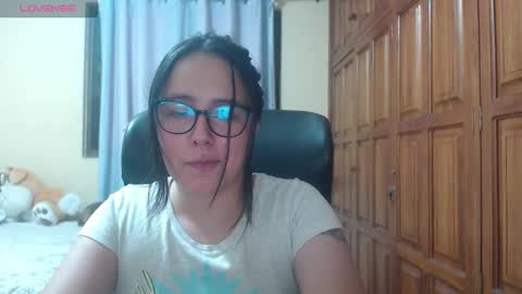 Snapshot of venus_cat_ chatting on January 7, 2026, 5:32 am Venus online show from January 7, 2026, 5:32 am