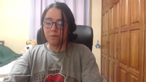 Snapshot of venus_cat_ chatting on February 6, 2026, 12:26 am Venus online show from February 6, 2026, 12:26 am