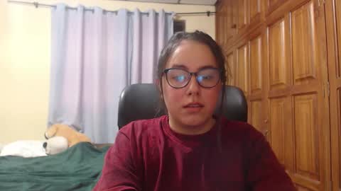 Snapshot of venus_cat_ chatting on February 13, 2026, 12:28 am Venus online show from February 13, 2026, 12:28 am