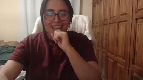 Snapshot of venus_cat_ chatting on February 18, 2026, 3:24 am Venus online show from February 18, 2026, 3:24 am