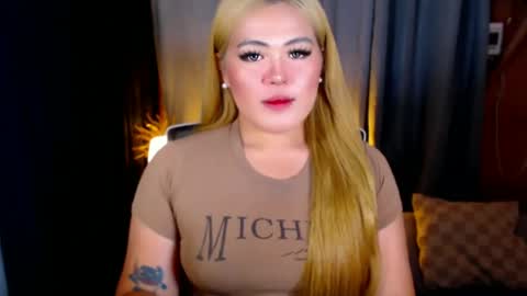 Snapshot of venus_colly chatting on July 8, 2026, 2:16 am I am Colly Your mystery girl online show from July 8, 2026, 2:16 am