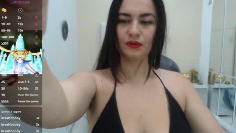 Snapshot of venus_cortez chatting on September 19, 2025, 5:57 pm Venus Cortez online show from September 19, 2025, 5:57 pm