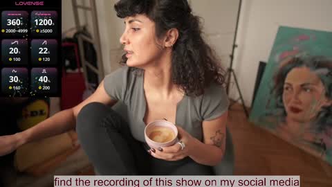 Snapshot of venus_in_jeans chatting on February 9, 2026, 11:25 am Bella online show from February 9, 2026, 11:25 am