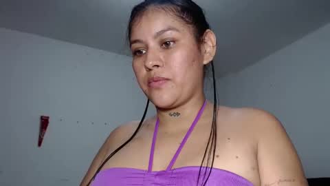 venus_menoza online show from February 13, 2025, 4:39 pm