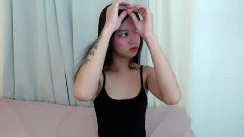 Snapshot of venus_mirage chatting on July 9, 2026, 6:28 am venus_mirage online show from July 9, 2026, 6:28 am