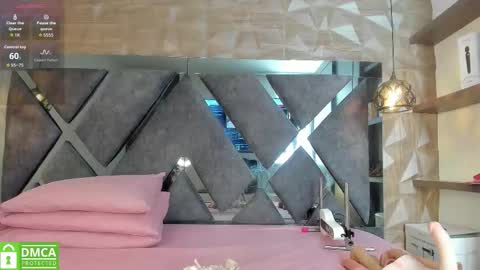 Snapshot of venus_velez chatting on October 20, 2025, 12:27 pm Venus online show from October 20, 2025, 12:27 pm