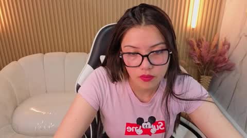 Snapshot of venus_velvet_tp chatting on November 24, 2025, 8:19 pm Venus online show from November 24, 2025, 8:19 pm