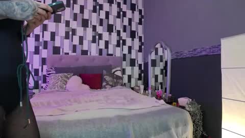 Snapshot of venusinylons chatting on December 15, 2025, 12:31 pm venusinylons online show from December 15, 2025, 12:31 pm