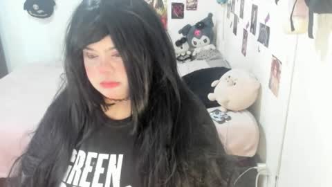 Snapshot of venussz_gothic chatting on November 14, 2025, 12:26 pm Venuss online show from November 14, 2025, 12:26 pm