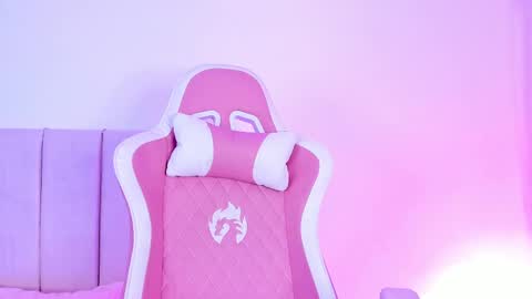 Snapshot of venusvan chatting on September 9, 2025, 2:11 am Shelly online show from September 9, 2025, 2:11 am